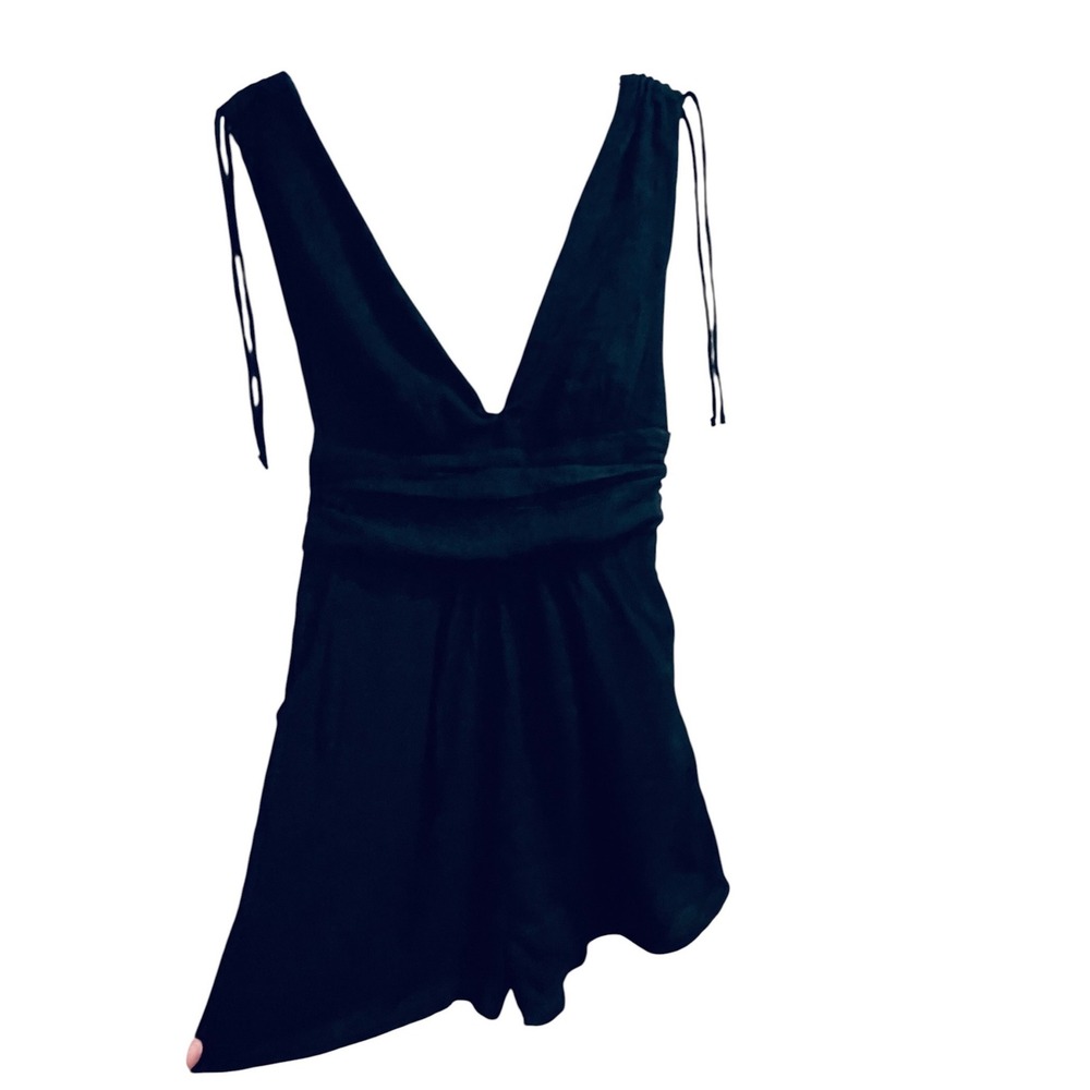One Clothing Los Angeles Black Deep V-Neck Romper Smocked Back Shoulder Ties S - Picture 3 of 14